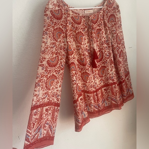 TORY BURCH~Print Blouse~100% Silk~Raglan Sleeve~Front Tassle Tie~Boho - Picture 6 of 8